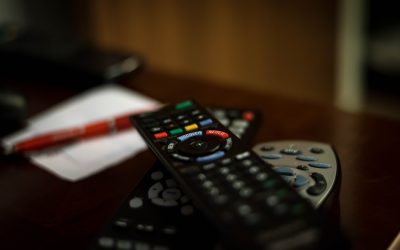 King Of The Couch: The 2 Best Universal Remotes For Most TV Brands